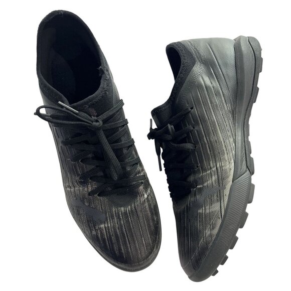 Puma Ultra 3.1 Turf Cleat Sneakers in Black - Picture 1 of 8